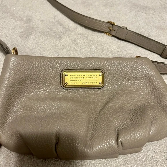 Marc by Marc Jacobs Grey Leather Crossbody Bag - Picture 2 of 3